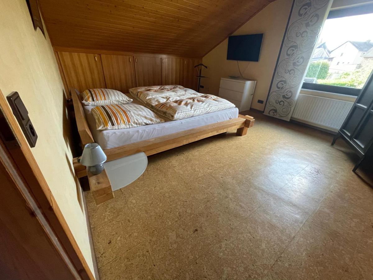 Ferienwohnung Zum Nuerburgring Munk 외부 사진